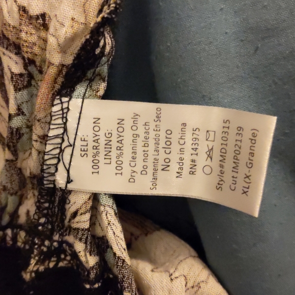 NWT Meritt floral dress square neck with balloon sleeves size 1X - Picture 9 of 11